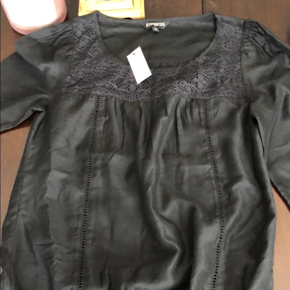 BNWT Express Sheer Top 👚